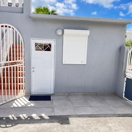 Little Cole Bay Apartment Koolbaai Luaran gambar